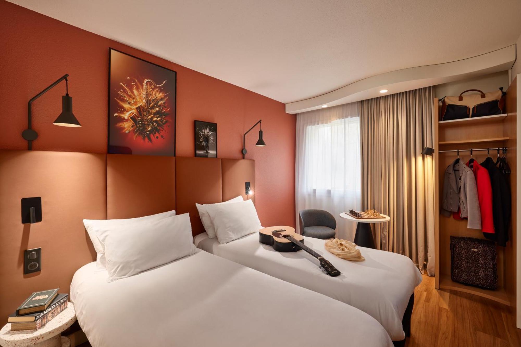 ไอบิส ก็อง ซองทร์ Hotel ภายนอก รูปภาพ