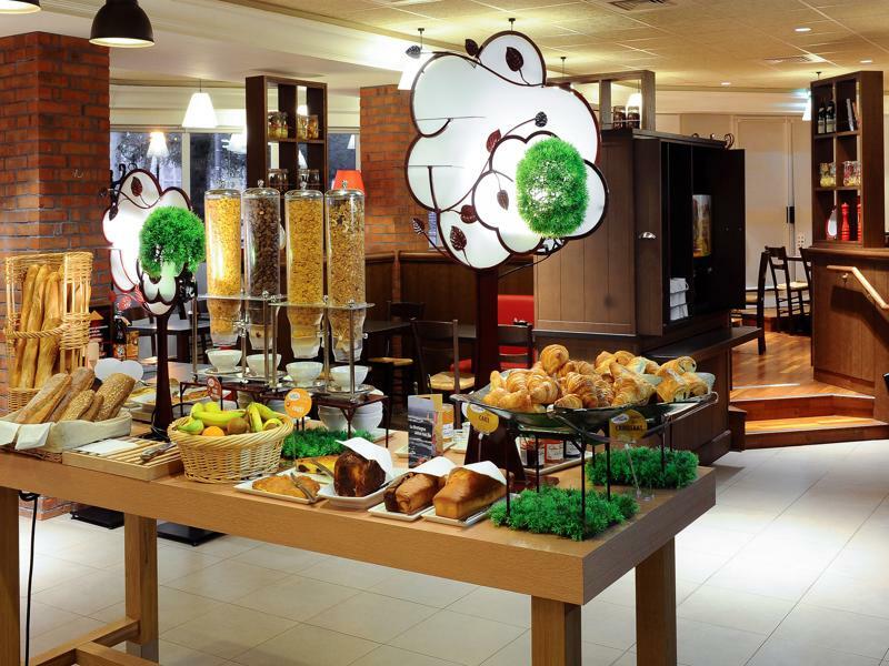 ไอบิส ก็อง ซองทร์ Hotel ภายนอก รูปภาพ